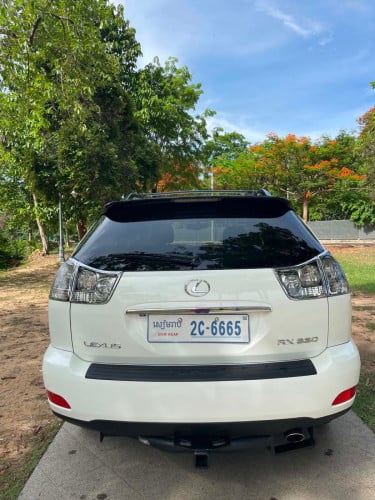 ចង់លក់Lexus RX330សេរីឆ្នាំ2004ប៉ុង1half full Optionតំលៃ20900$ចរចារ
