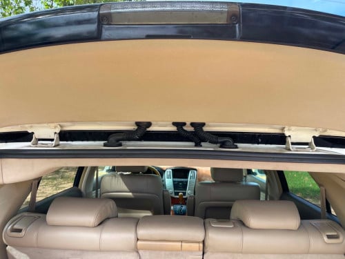 ចង់លក់Lexus RX330សេរីឆ្នាំ2004ប៉ុង1half full Optionតំលៃ20900$ចរចារ