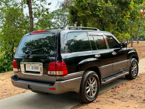 ឡានលក់សេរីLexusLX470ឆ្នាំផលិត2002Fullសាំងនឹងហ្គាស់ស្រេចឡានសុំណុំតំលៃ12900$ចរចារខ្លះធានាខ្ចីរៀបចំស្រេ