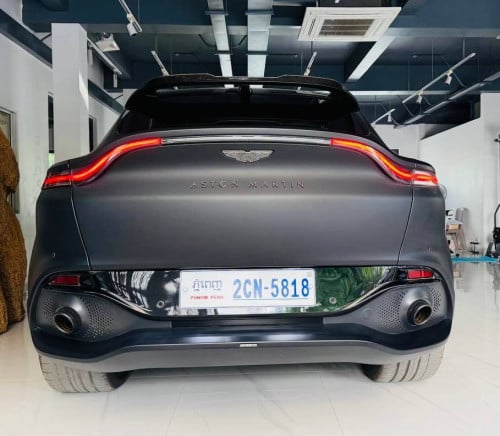 ​ឡានម្ខាស់ផ្ទាល់ Matte black, Special car