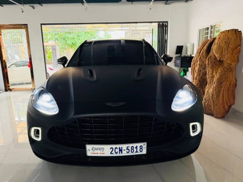 ​ឡានម្ខាស់ផ្ទាល់ Matte black, Special car