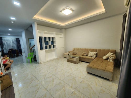ផ្ទះអាជីវកម្ម ជួលបេីកលក់onlline ស្នាក់នៅ