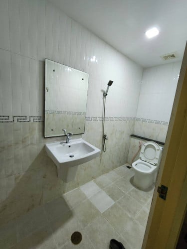 ផ្ទះអាជីវកម្ម ជួលបេីកលក់onlline ស្នាក់នៅ