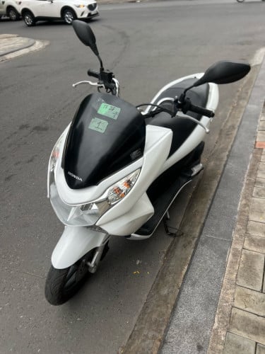 លក់ Pcx ក្រដាស់ណន្ធ ឆ្នាំ 2013 សានុំតាន់