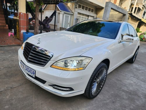 លក់​ S300 ឆ្នាំ012 VIP ទ្វាបុឺត៥  ម្ចាស់ទី១ មានរំលោះសុទ្ធរឺវ៉ៃដូរបានគ្រប់សារីគ្រប់ខេត្ត