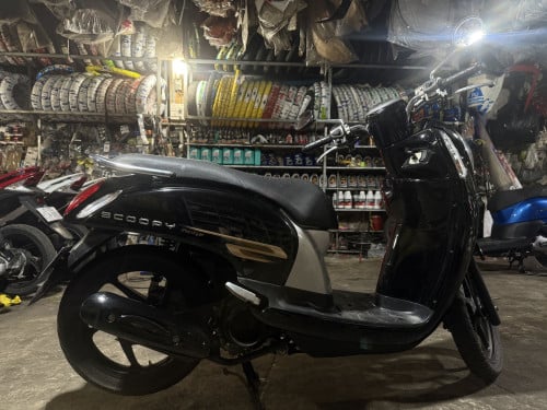 ម៉ូតូ scoopy 013 up 024