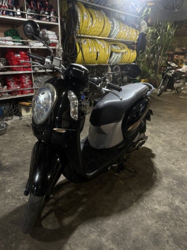 ម៉ូតូ scoopy 013 up 024