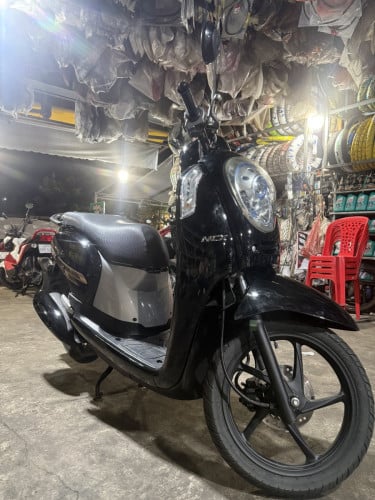 ម៉ូតូ scoopy 013 up 024