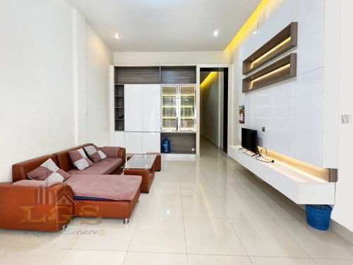 ផ្ទះ​អាជីវកម្ម ​សម្រាប់ជួល |Shop House​ For Rent. 📍ទីតាំងបុរី​ប៉េង​ហួត​បឹង​ស្នោ ផ្លូវជាតិលេខ១​.