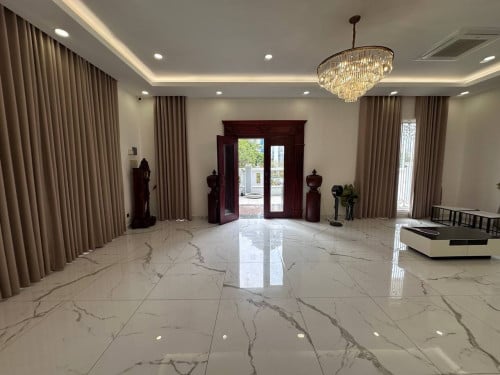 独栋别墅出租/Single Villa For Sale / Near Aeon 2