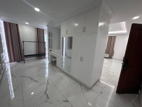 独栋别墅出租/Single Villa For Sale / Near Aeon 2