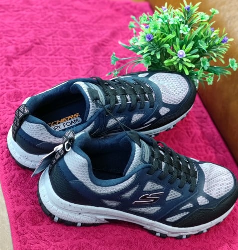 ស្បែកជើង Skechers Original