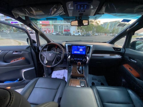 ថ្មីខ្លាំង​ Toyota Alphard 2016 V6 Full Option VIP seat ( ស្លាកលេខ)