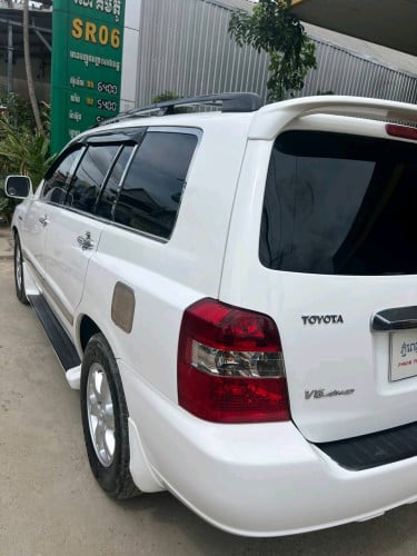 ឡានលក់Toyota Highlander 2003ប៉ុង2 Limited full option ឡាន​ស្អាតតំលៃ14500$ចរចា0966074444