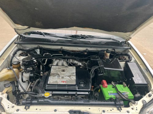 ឡានលក់Toyota Highlander 2003ប៉ុង2 Limited full option ឡាន​ស្អាតតំលៃ14500$ចរចា0966074444