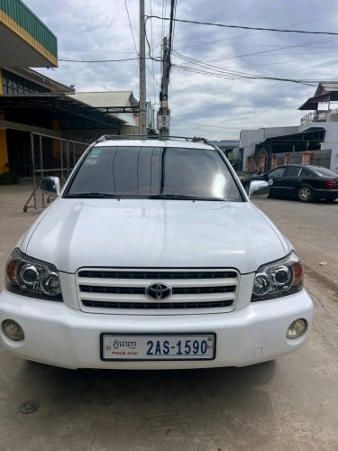 ឡានលក់Toyota Highlander 2003ប៉ុង2 Limited full option ឡាន​ស្អាតតំលៃ14500$ចរចា0966074444