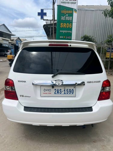 ឡានលក់Toyota Highlander 2003ប៉ុង2 Limited full option ឡាន​ស្អាតតំលៃ14500$ចរចា0966074444