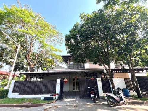 !!វីឡាភ្លោះ​ ម្ចាស់ផ្ទះចង់លក់បន្ទាន់! || Twin Villa on sale
