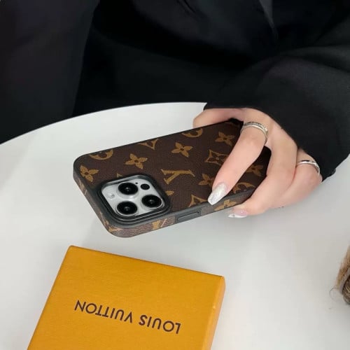 ❤️ចូលស្តកហើយបងបង ខេស LV GG មួយ3$3$ 👉iPhone X ដល់ 17PM