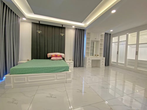 🏘 វីឡាទោល ​កែង (Single Villa) ក្នុងបុរី ឡុងនី3 ត្រូវការលក់បន្ទាន់ខ្លាំង ​(កូដ៖ A06-085994)