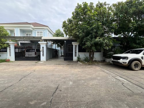 🏡 វីឡាភ្លោះលក់ នៅបុរីអង្គរភ្នំពេញ (ជិតអ៊ីអន 2) – ខណ្ឌសែនសុខ