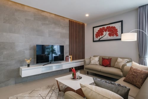 🏡 Luxury 3 Bedroom Apartment for Rent in BKK1 | 138sqm | Pool, Gym & Sauna | $2,900/Month