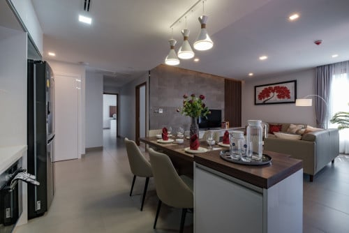 🏡 Luxury 3 Bedroom Apartment for Rent in BKK1 | 138sqm | Pool, Gym & Sauna | $2,900/Month