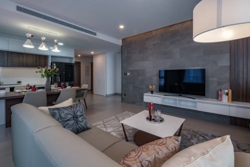 🏡 Luxury 3 Bedroom Apartment for Rent in BKK1 | 138sqm | Pool, Gym & Sauna | $2,900/Month