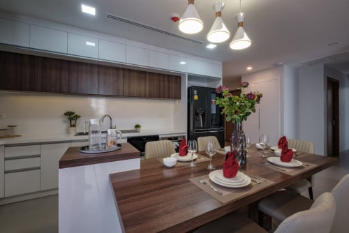 🏡 Luxury 3 Bedroom Apartment for Rent in BKK1 | 138sqm | Pool, Gym & Sauna | $2,900/Month