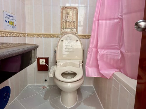 ๐ก Studio room for rent at Russian Market