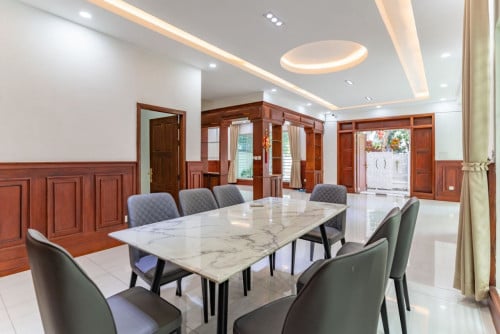 🏡Villa for Rent at Borey Bassac Garden