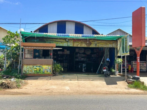 ๐ฆHouse Available for Urgent Sale at a Special Price (Negotiable).