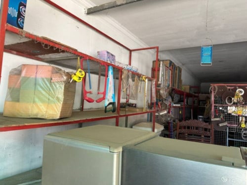 ๐ฆHouse Available for Urgent Sale at a Special Price (Negotiable).