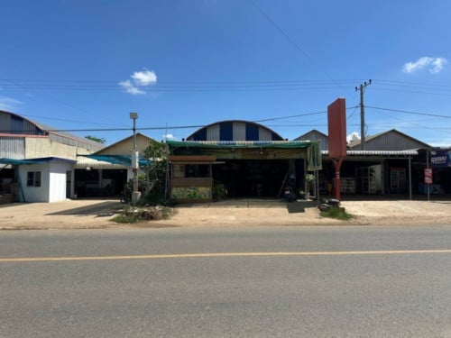 ๐ฆHouse Available for Urgent Sale at a Special Price (Negotiable).