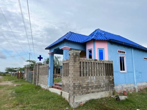 🏦House for Available for Urgent Sale at a Special Price (Negotiable).