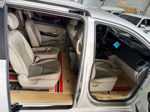 🫰💯 ស្តុកថ្មី Kia Carnival luxury 2015  ទ្វារអូតូ 2សន្លឹក