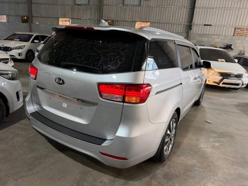 🫰💯 ស្តុកថ្មី Kia Carnival luxury 2015  ទ្វារអូតូ 2សន្លឹក
