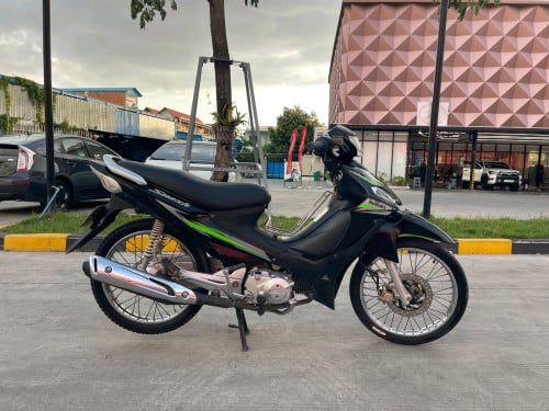 017 កាតគ្រីផែនរឹងណាស់