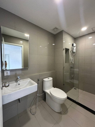 2 bed at parkland for rent