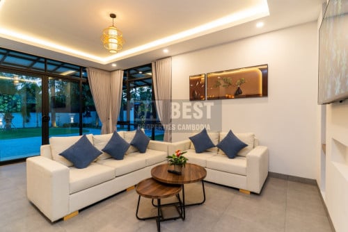 2 Bedroom Tropical Wooden House With Pool For Rent in Siem Reap – Sala Kamreuk