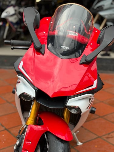 2015 R1 ខ្ចីញេញ​