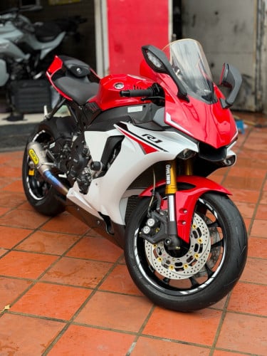 2015 R1 ខ្ចីញេញ​