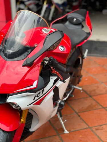 2015 R1 ខ្ចីញេញ​