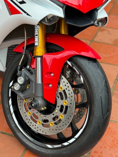 2015 R1 ខ្ចីញេញ​