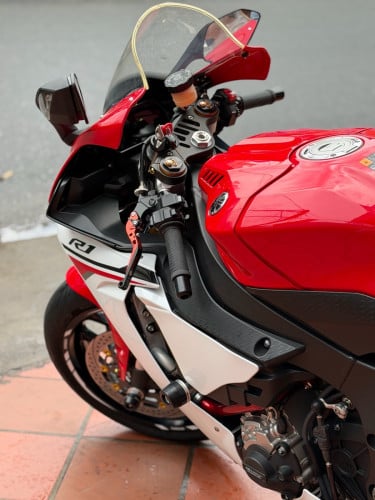 2015 R1 ខ្ចីញេញ​