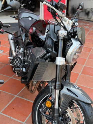 2017 CB1000r តំលៃ​ពិសេស​