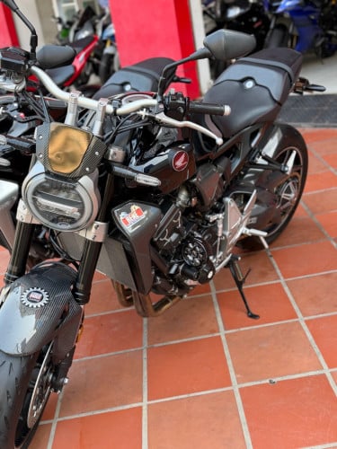 2017 CB1000r តំលៃ​ពិសេស​