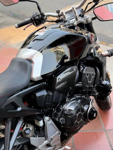2017 CB1000r តំលៃ​ពិសេស​