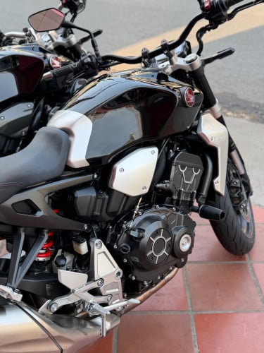 2017 CB1000r តំលៃ​ពិសេស​