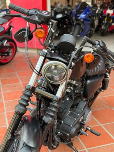 2019 Harley 883